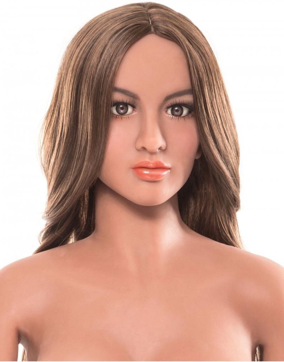 Pipedream Ultimate Fantasy Dolls Carmen - Beige