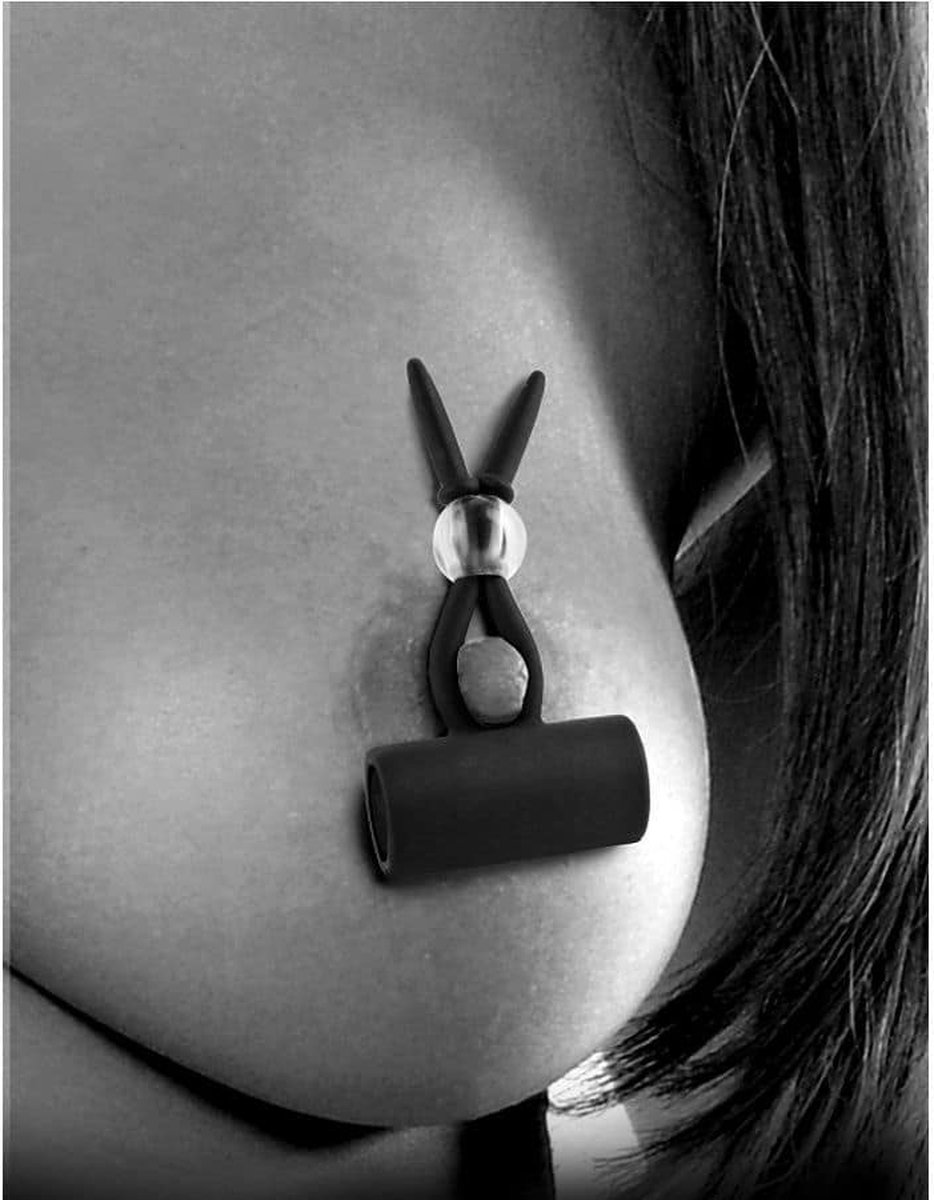 Fetish Fantasies Limited Edition Vibrerende Tepel-Lasso - Zwart