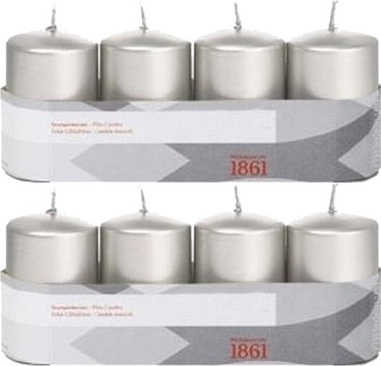 Trend Candles 8x Zilveren Cilinderkaarsen/stompkaarsen 5 X 8 Cm 18 Branduren - Geurloze Zilverkleurige Kaarsen - Woondecoraties - Silver
