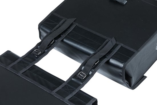 Basil Dubbele Fietstas Urban Load 48-53 Liter - 17738 - Zwart