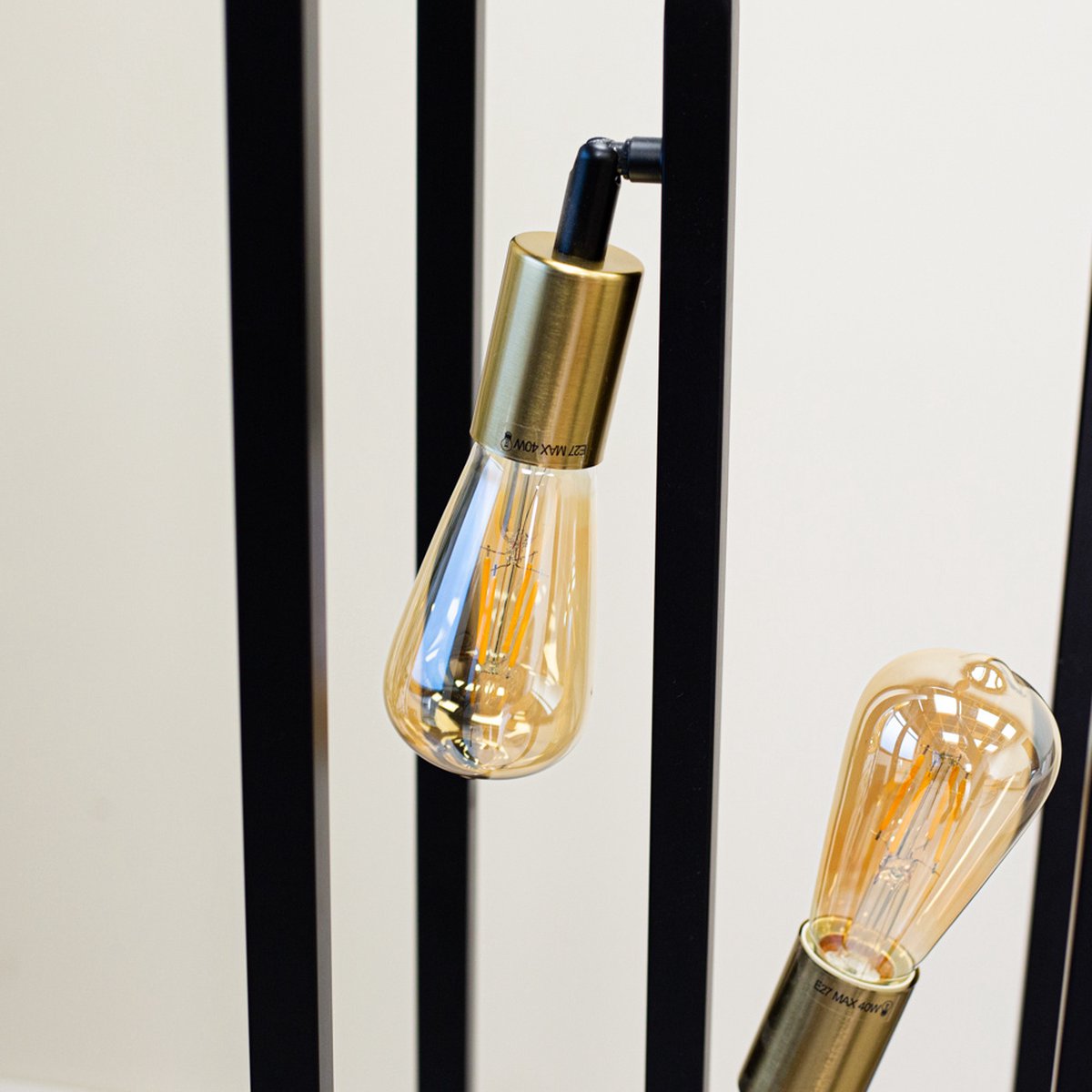 Dimehouse Industrieel Vloerlamp Otis - Zwart - Goud