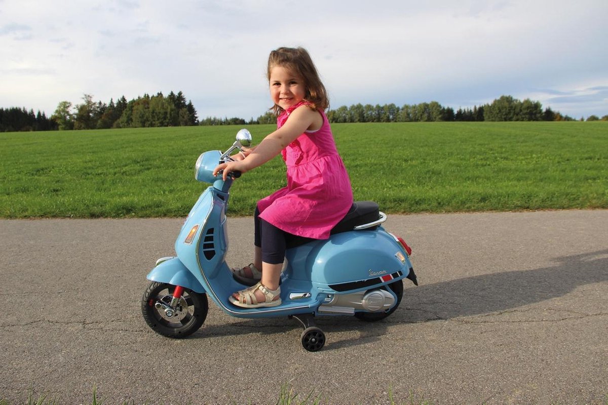 Jamara Speelgoedscooter Vespa Gts 125 12 V - Blauw