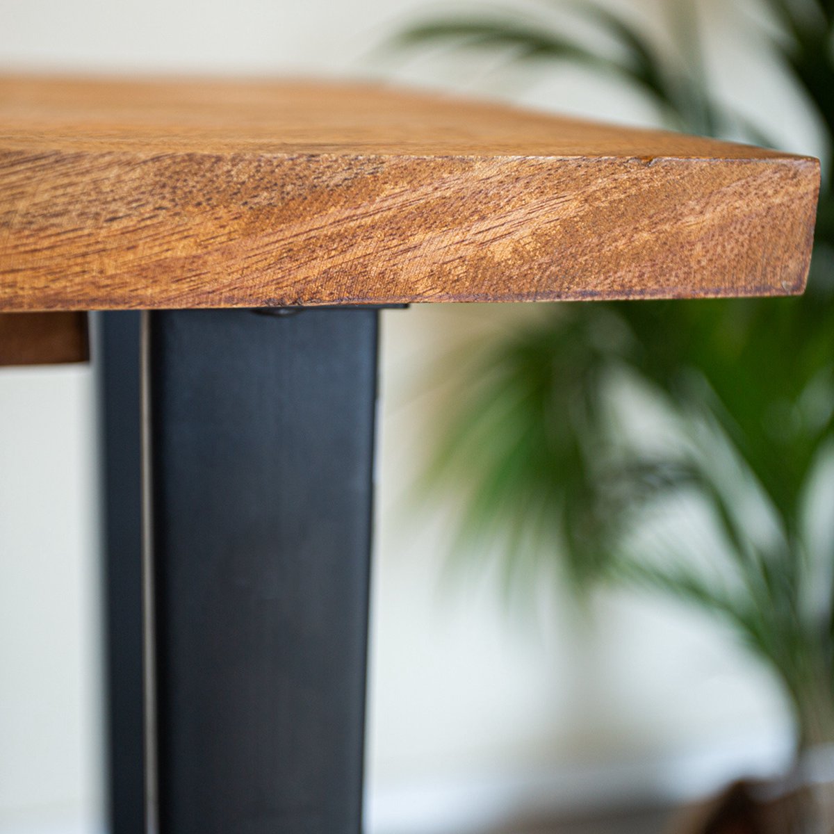 Dimehouse Industriële Bartafel Vegas - 130x70 Cm - Mangohout - Metaal - Bruin