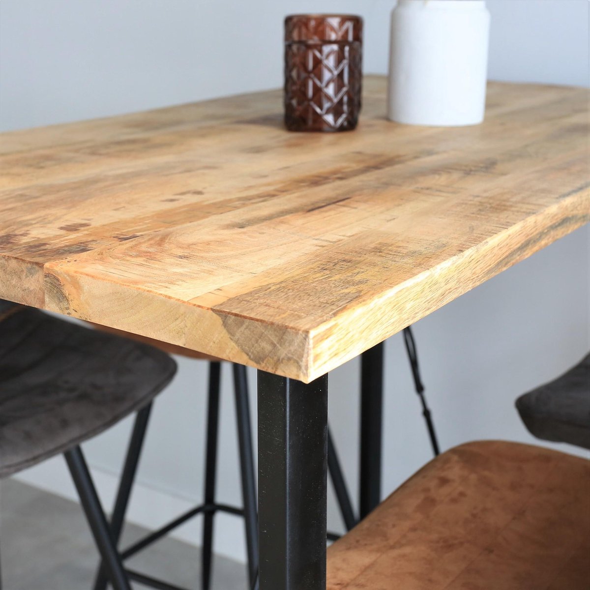 Dimehouse Industriële Bartafel Vegas - 130x70 Cm - Mangohout - Metaal - Bruin