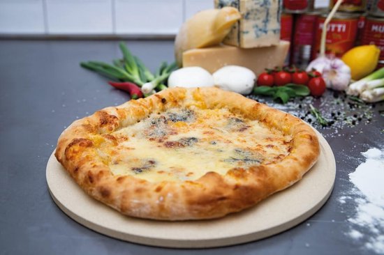 Boska Pizzasteen Deluxe - Voor Oven & Bbq - Steenovenkwaliteit Pizza's - Opstaande Rand - ? 29.5 Cm