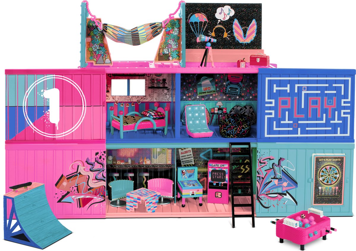 MGA L.O.L. Surprise Fashion Show House