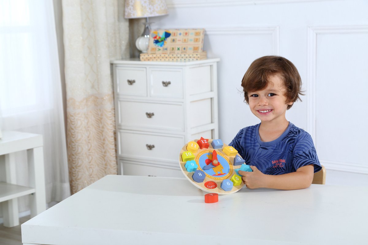 Disney Leerklok/vormenpuzzel Winnie The Pooh 22 Cm Hout 13-delig