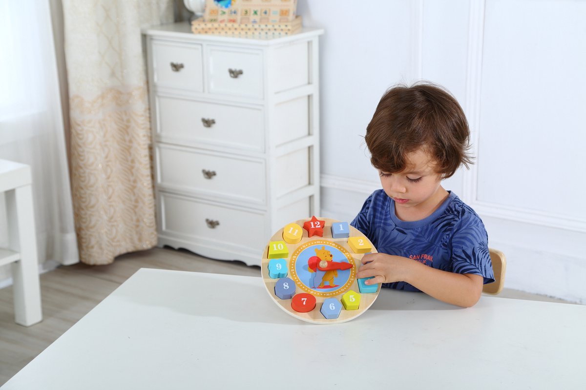 Disney Leerklok/vormenpuzzel Winnie The Pooh 22 Cm Hout 13-delig