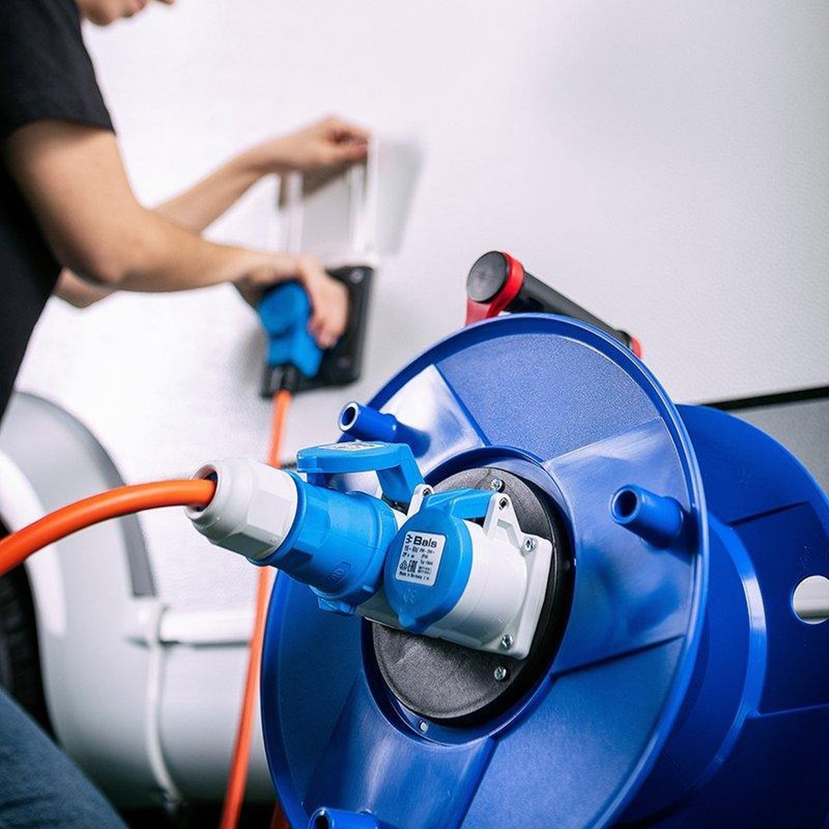 Brennenstuhl Garant CEE 2 | IP44 | kabelhaspel | voor industrie/bouw/kampeer | 25m | H07RN-F 3G2,5