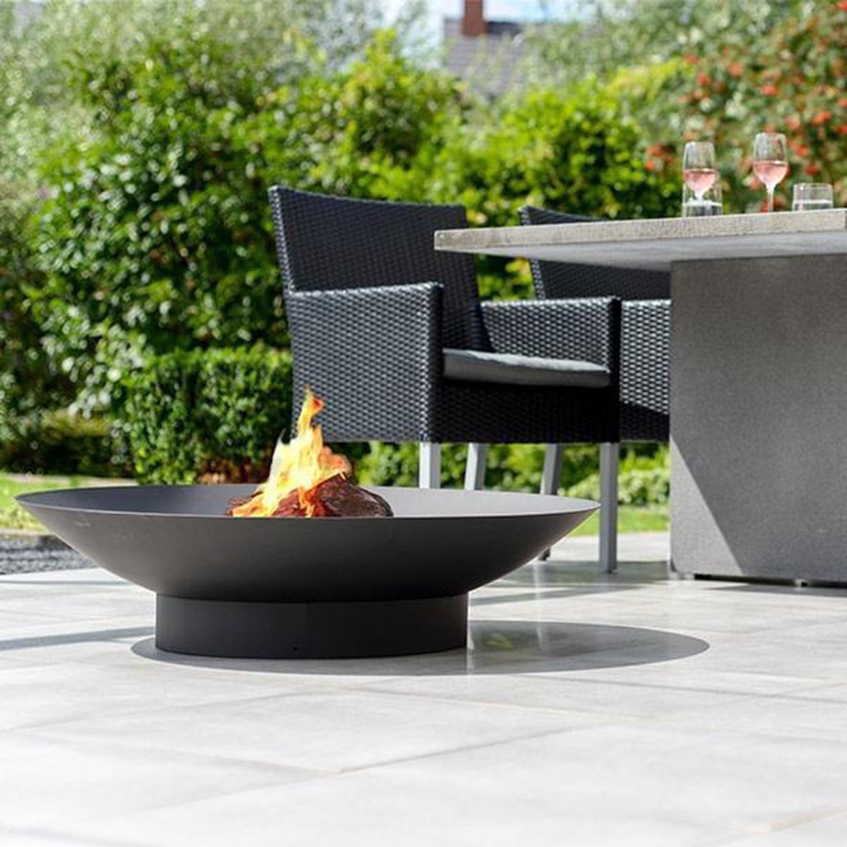 2L Home & Garden 2l Home En Garden Vuurschaal Rond ø90x27 Cm - Zwart