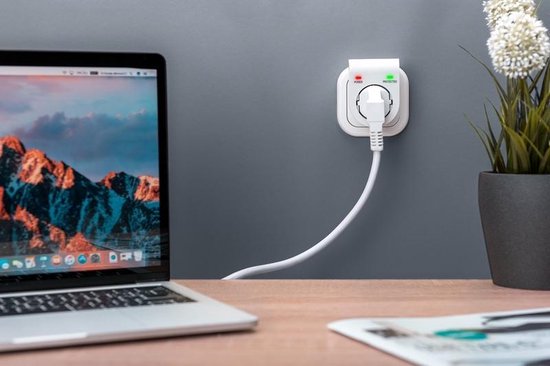 Digitus DN-95400 Overspanningsbeveiliging 1 AC-uitgang(en) 230 V - Wit