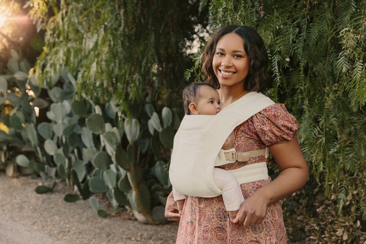 Ergobaby - Mochila Portabebés Embrace Ergonómica Beige/arena
