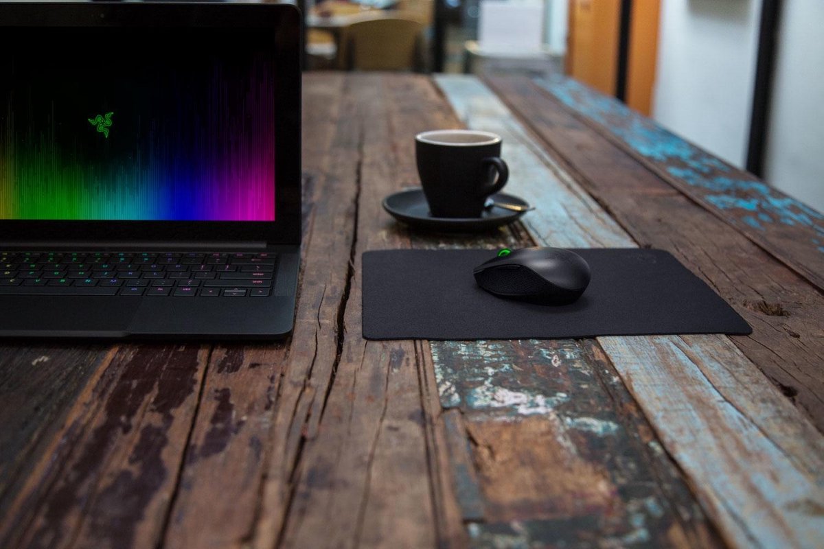Razer Goliathus Mobile Stealth Muismat - Zwart