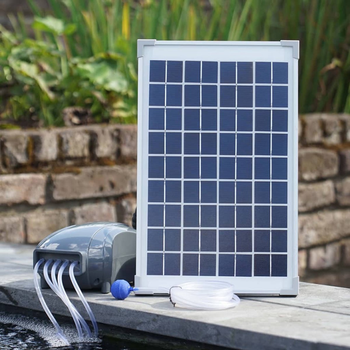 Ubbink Beluchtingspomp Voor Buiten Air Solar 600 1351375 - Blauw