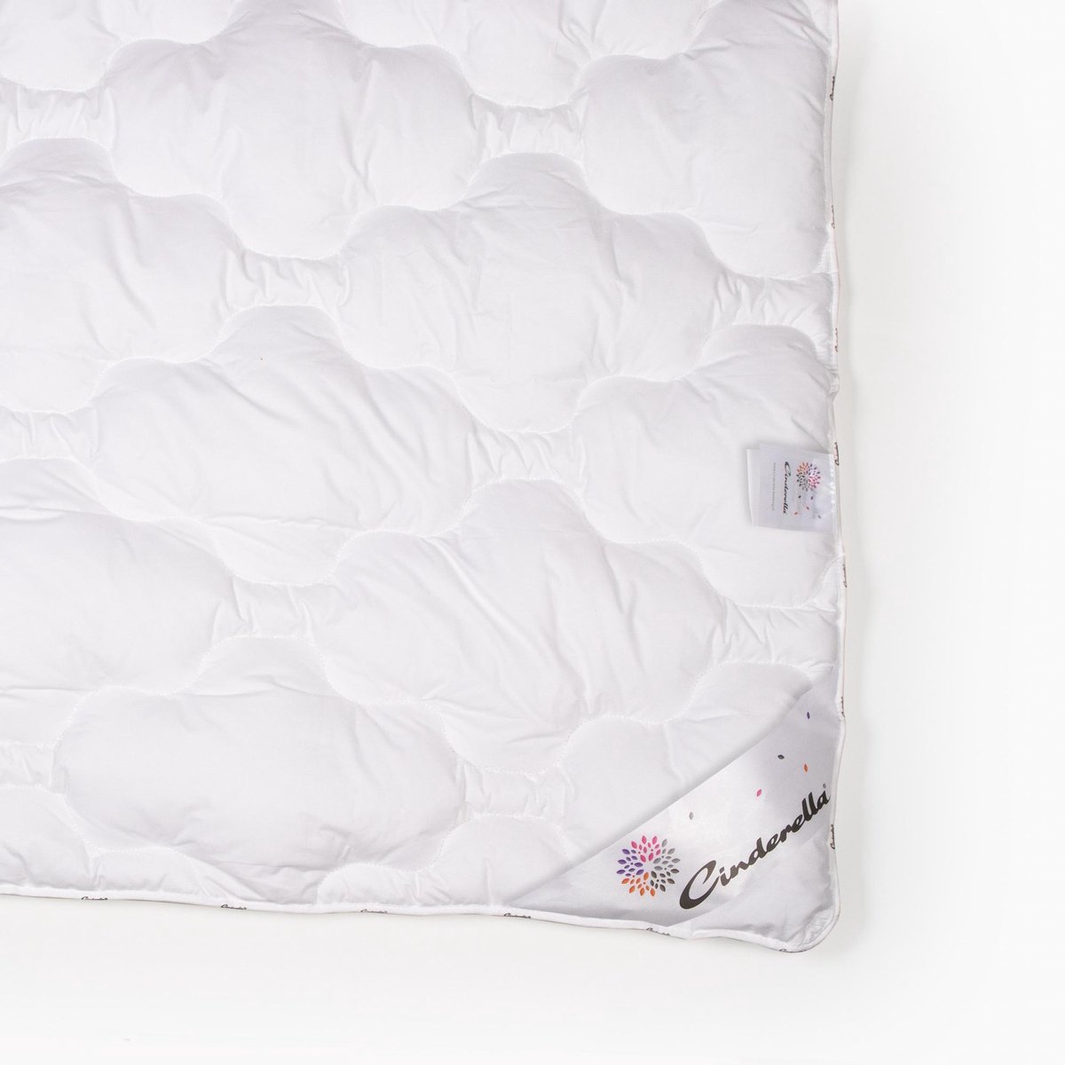 Cinderella Classic Dekbed Enkel - Synthetisch-1-persoons (140x220 Cm)