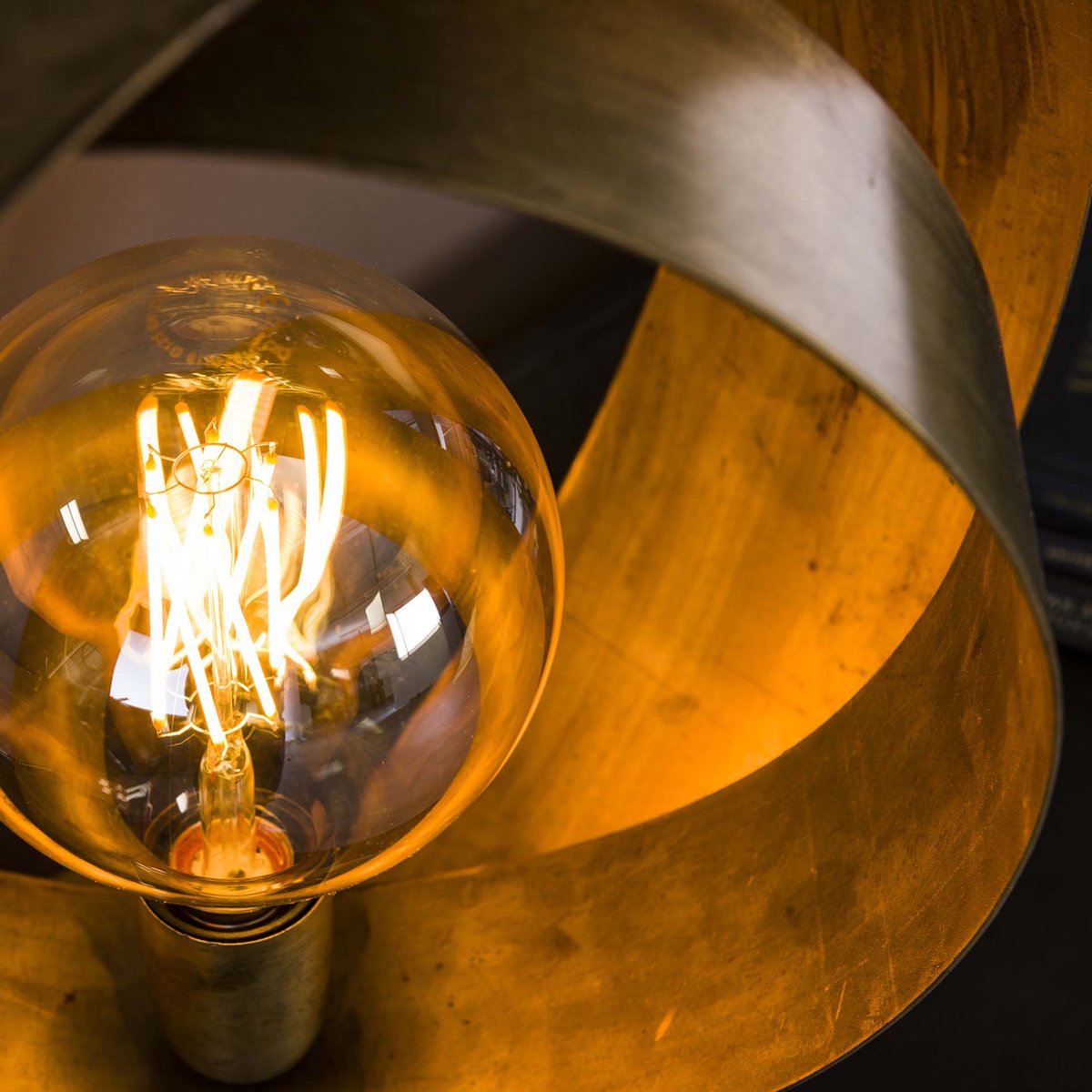 Hoyz - Tafellamp Rotar - Oud Goud - Industrieel - 40x18x43 - Zwart