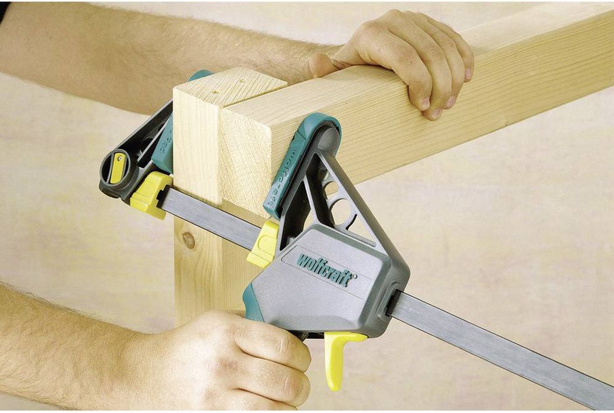 Wolfcraft 3033000 EHZ met Ã©Ã©n hand te bedienen PRO100/700 mm