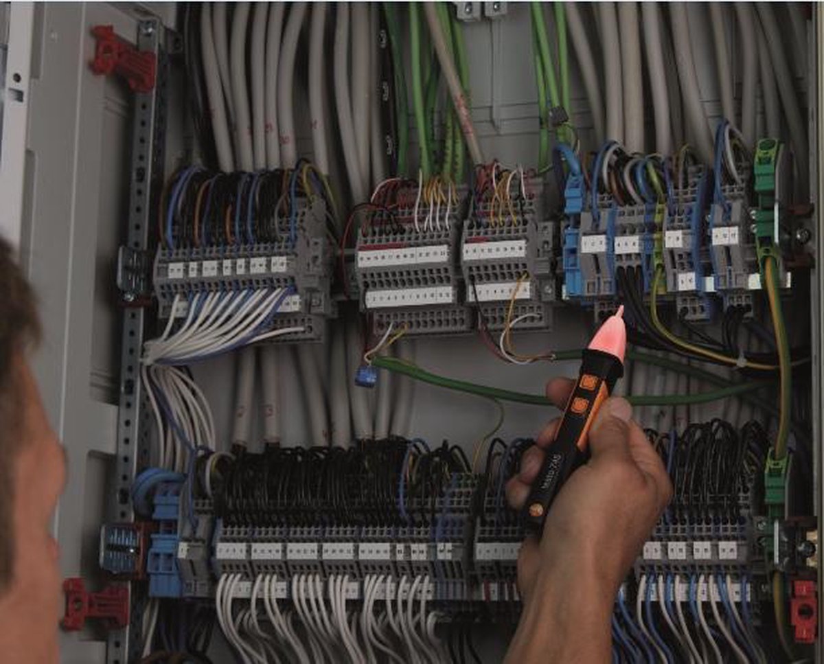 testo 745 Contactloze spanningstester CAT III 1000 V, CAT IV 600 V Akoestisch, LED