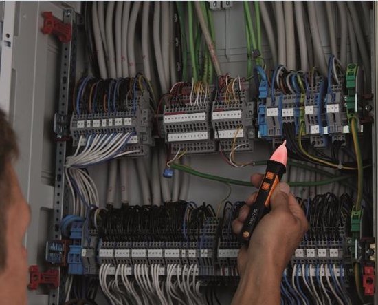 testo 745 Contactloze spanningstester CAT III 1000 V, CAT IV 600 V Akoestisch, LED