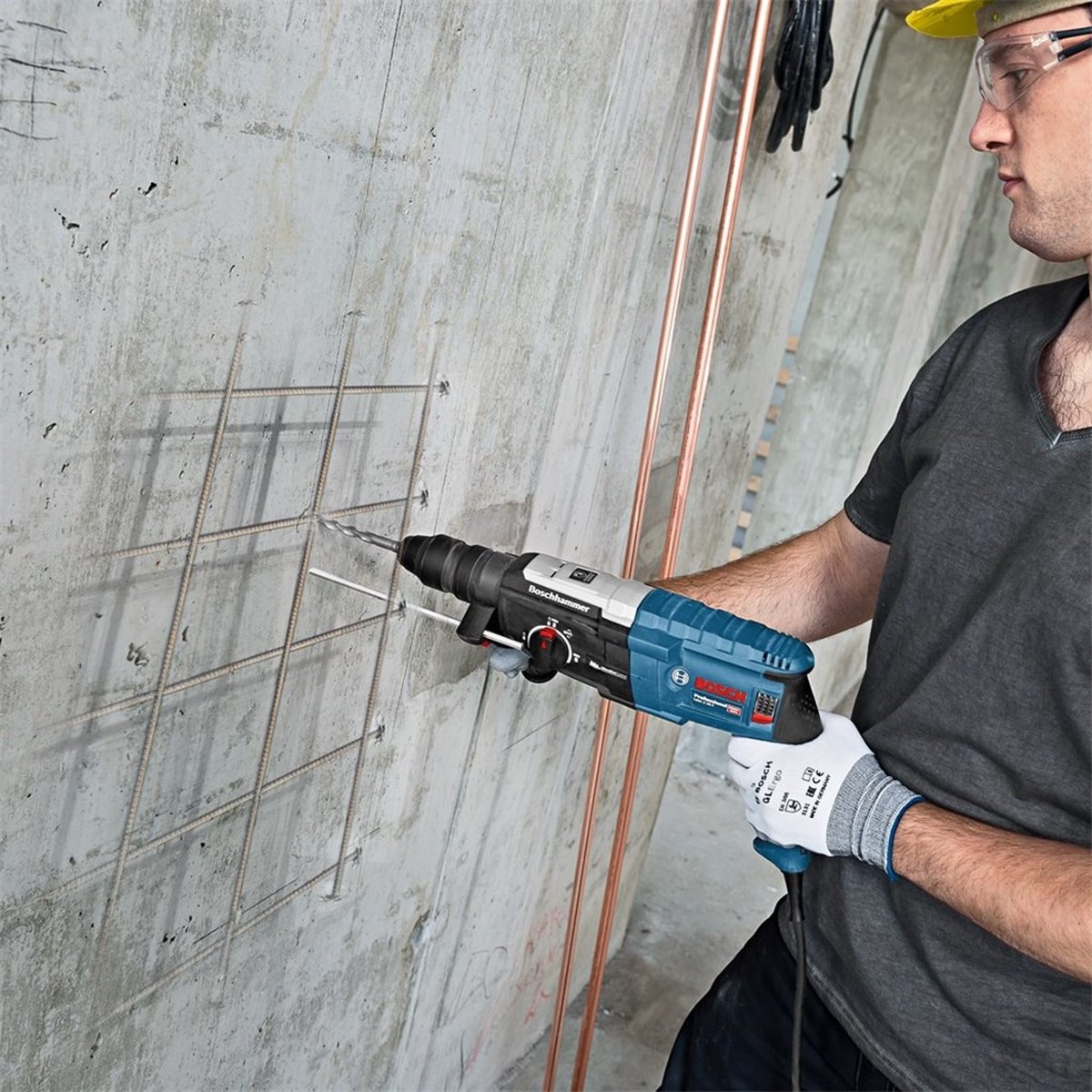 Bosch Boorhamer GBH 2-28 F SDS-Plus 880 W Incl. koffer