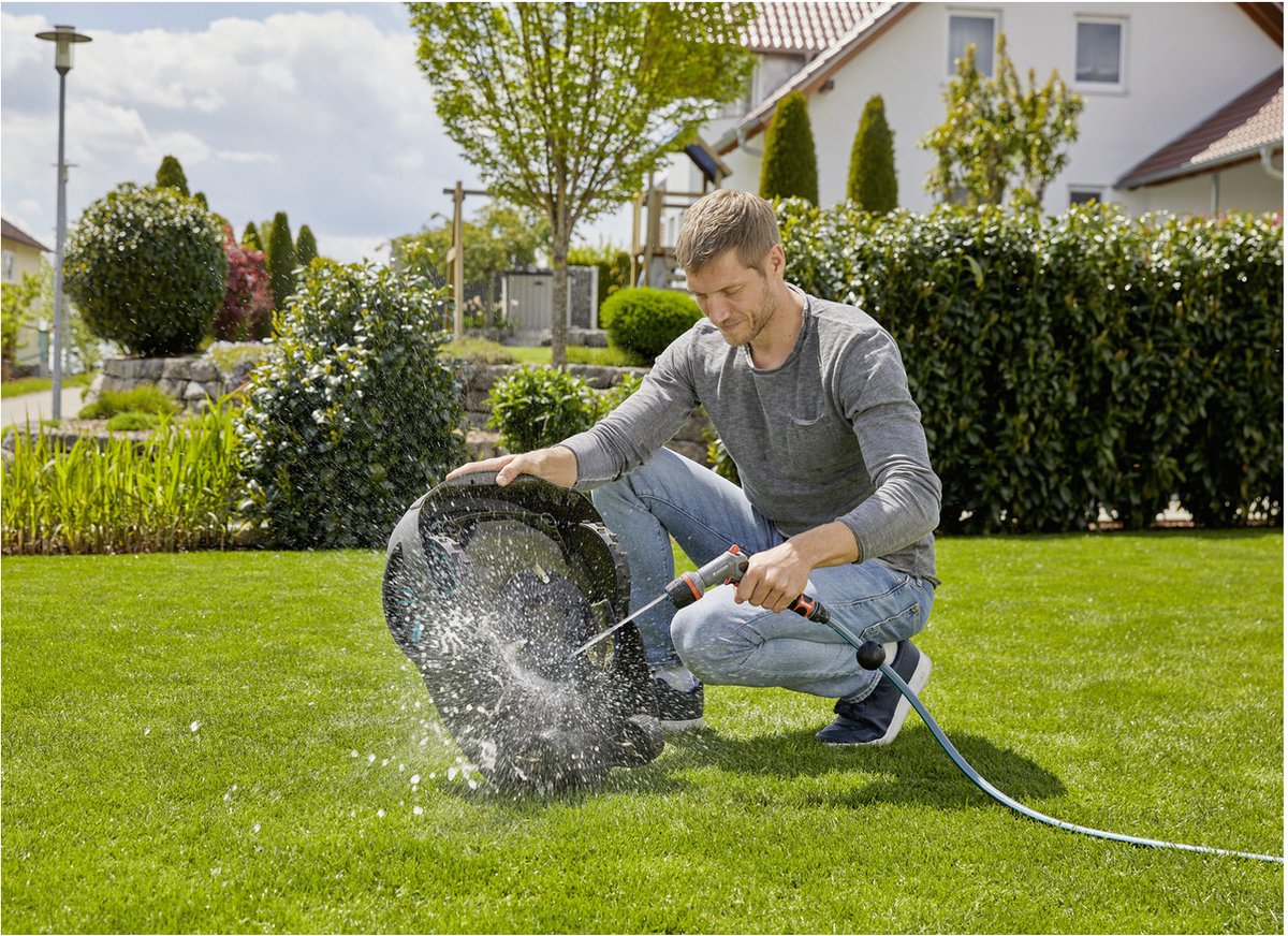 GARDENA Robotmaaier smart SILENO city LONA | 250 m²