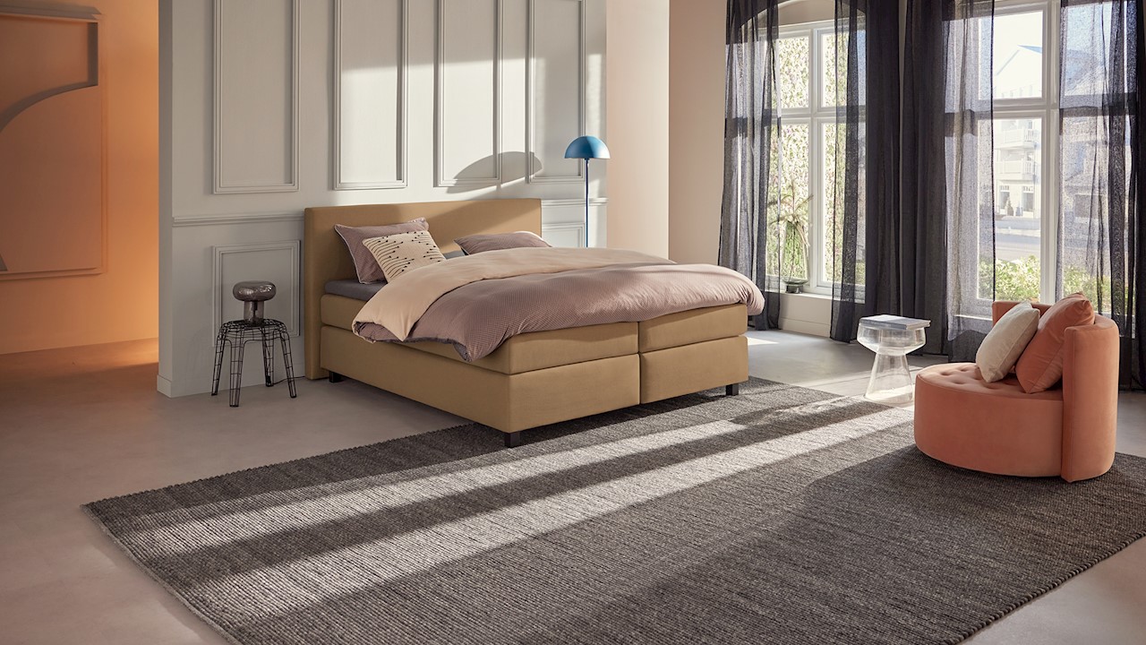 Karlsson Boxspring Autentik Tunn Vlak Met Gestoffeerd Matras - 140 x 220 cm - caramel