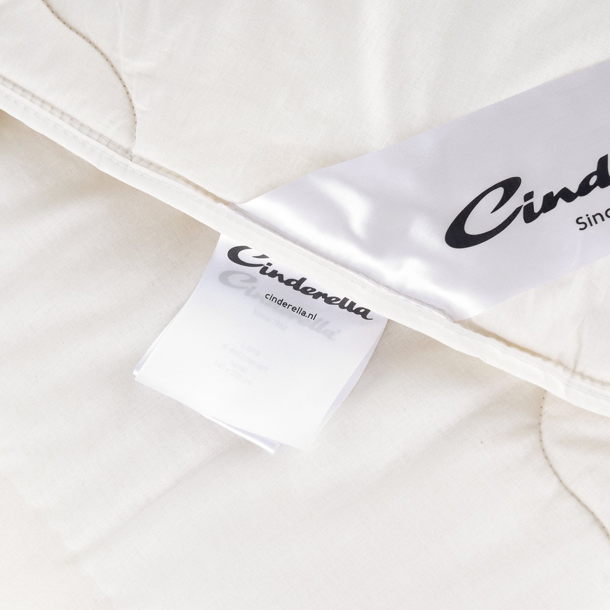 Cinderella Wollen Dekbed Lana Enkel -Lits-jumeaux (260x220 Cm) - Beige