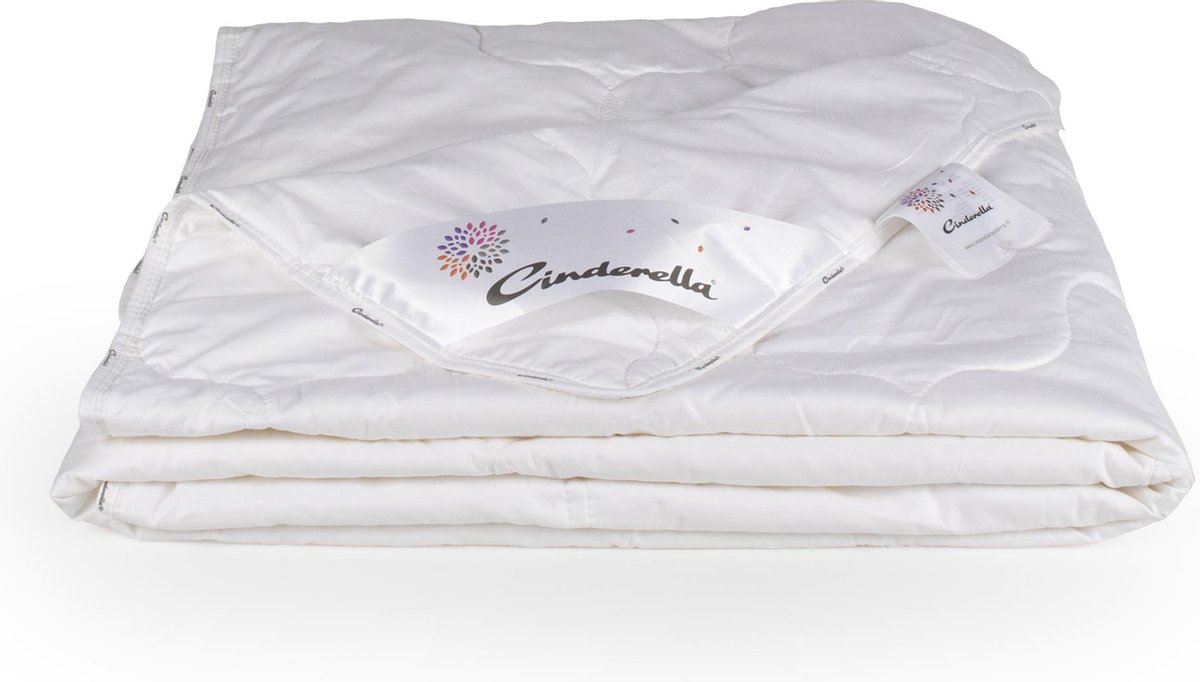 Cinderella Bamboo Zomerdekbed-2-persoons (200x200 Cm)