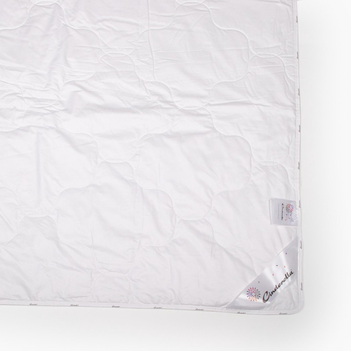 Cinderella Bamboo Zomerdekbed-2-persoons (200x200 Cm)