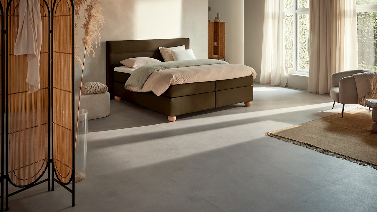 Karlsson Boxspring Solid Lina Vlak Met Gestoffeerde Matras - 140 x 220 cm - cappuccino