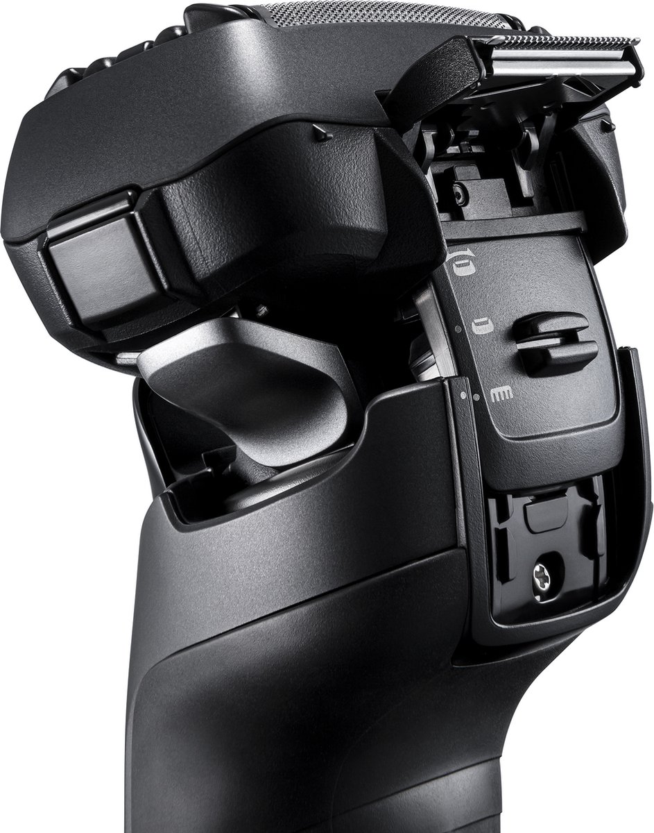 Panasonic - Afeitadora Recargable ES-LV6U-K803 Con Cuchillas De Acero Japonés