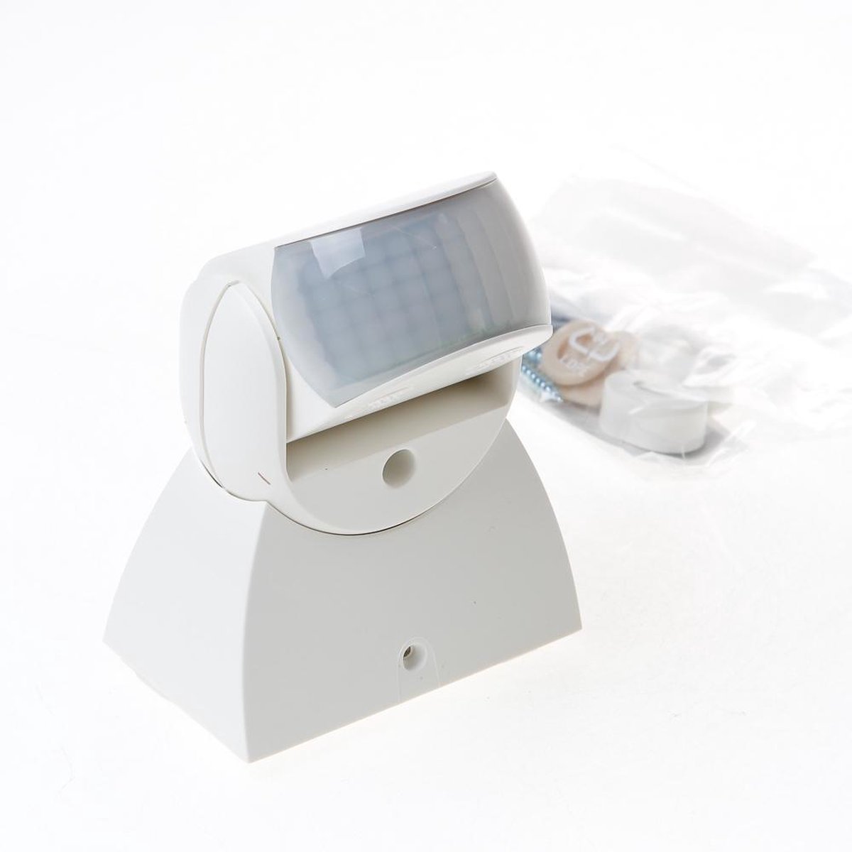 Steinel 600310 Plafond, Wand PIR-bewegingsmelder 120 Â° Relais IP54 - Wit