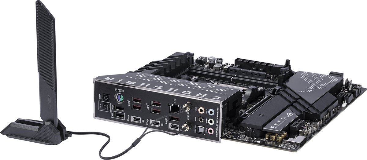 Asus ROG CROSSHAIR X670E GENE