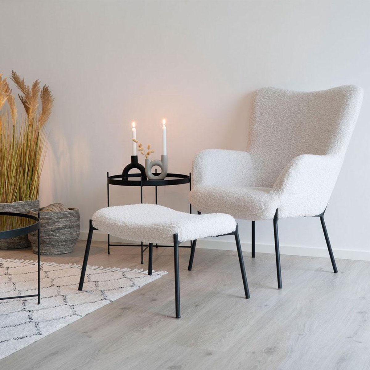 Artichok Rosemarie schapenvacht poef - B61 x D41 x H36 cm - Wit