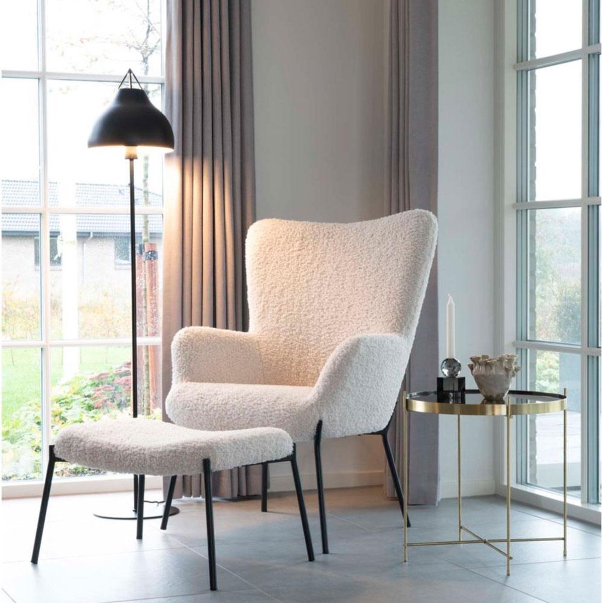 Artichok Rosemarie schapenvacht poef - B61 x D41 x H36 cm - Wit