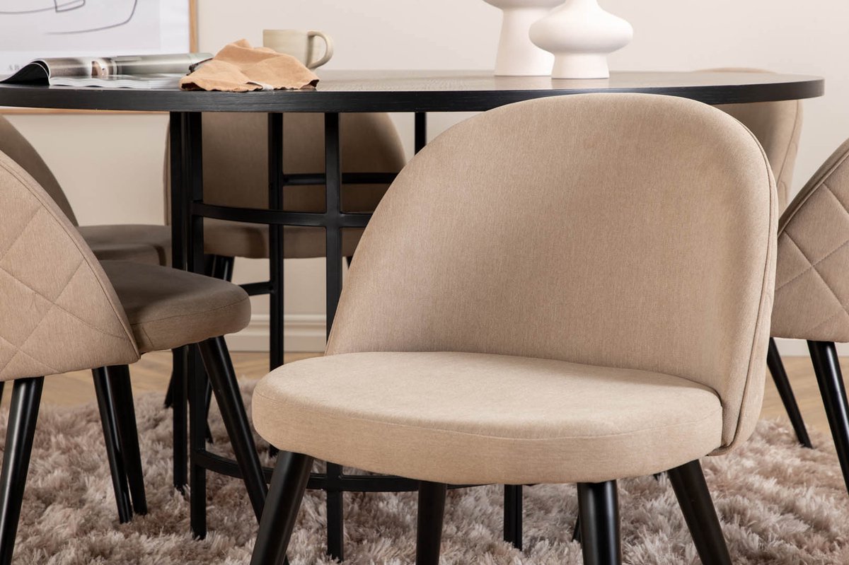 Copenhagen Eethoek Eetkamertafel En 6 Velvet Stitches Eetkamerstal Beige. - Bruin