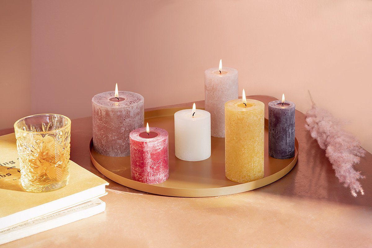 Bolsius Stompkaars Stormy Grey Ø68 Mm - Hoogte 19 Cm - Donker - 85 Branduren - Grijs