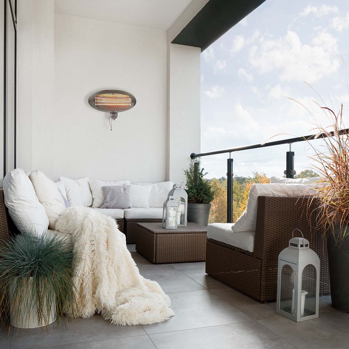 Nedis Patio Verwarmer | 2000 W | IP34 | | 1 stuk - HTPA110EBK - Zwart