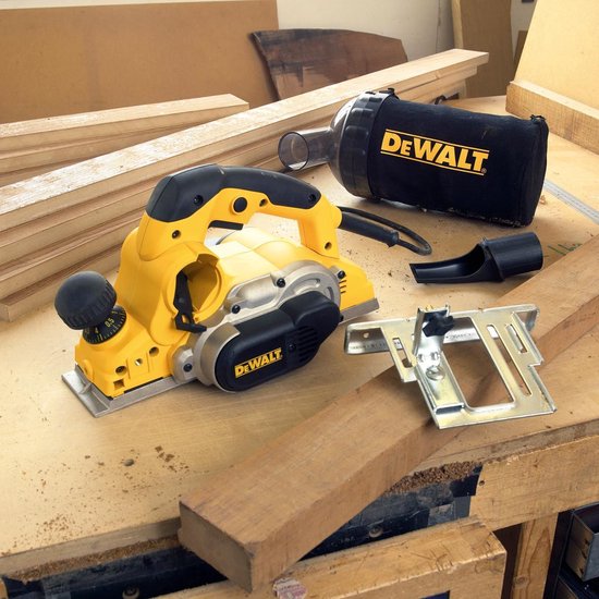DeWalt D26500K | 4mm 82mm 1050w