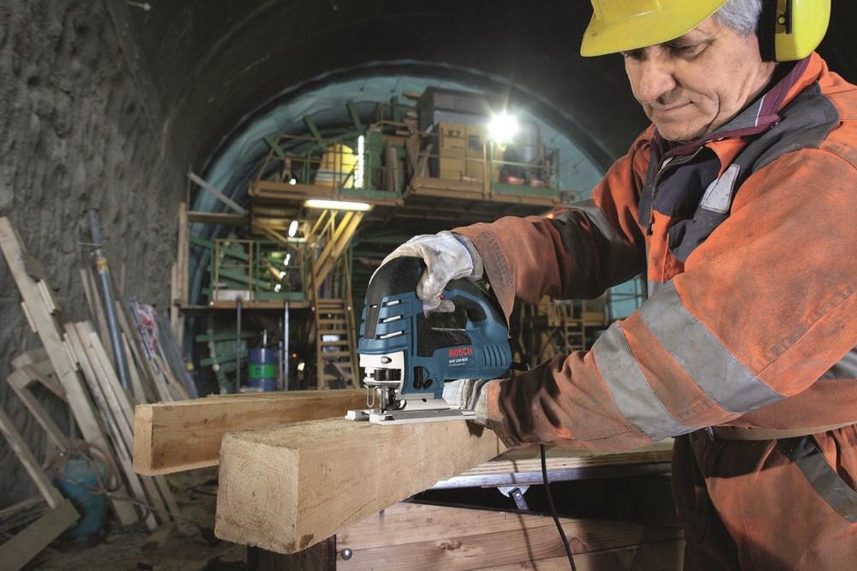 Bosch GST 150 BCE decoupeerzaag | 780w | In L-Boxx | + 35 zaagbladen