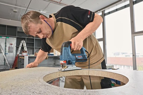 Bosch GST 160 BCE decoupeerzaag | 800 Watt in L-Boxx