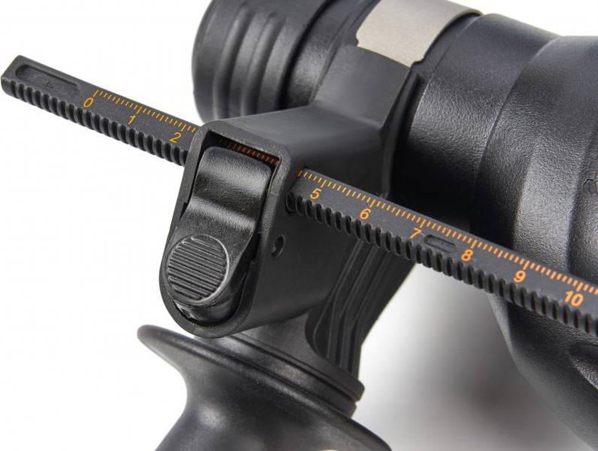 DeWalt D25033K 22mm SDS plus Combihamer | 710w 2.0J