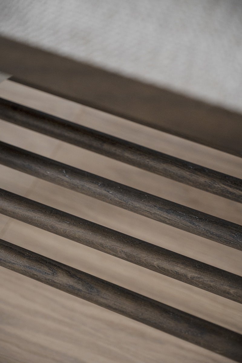 Rowico Inverness Bankje - B75 X D40 X H55 Eikenhout - Stof - Bruin