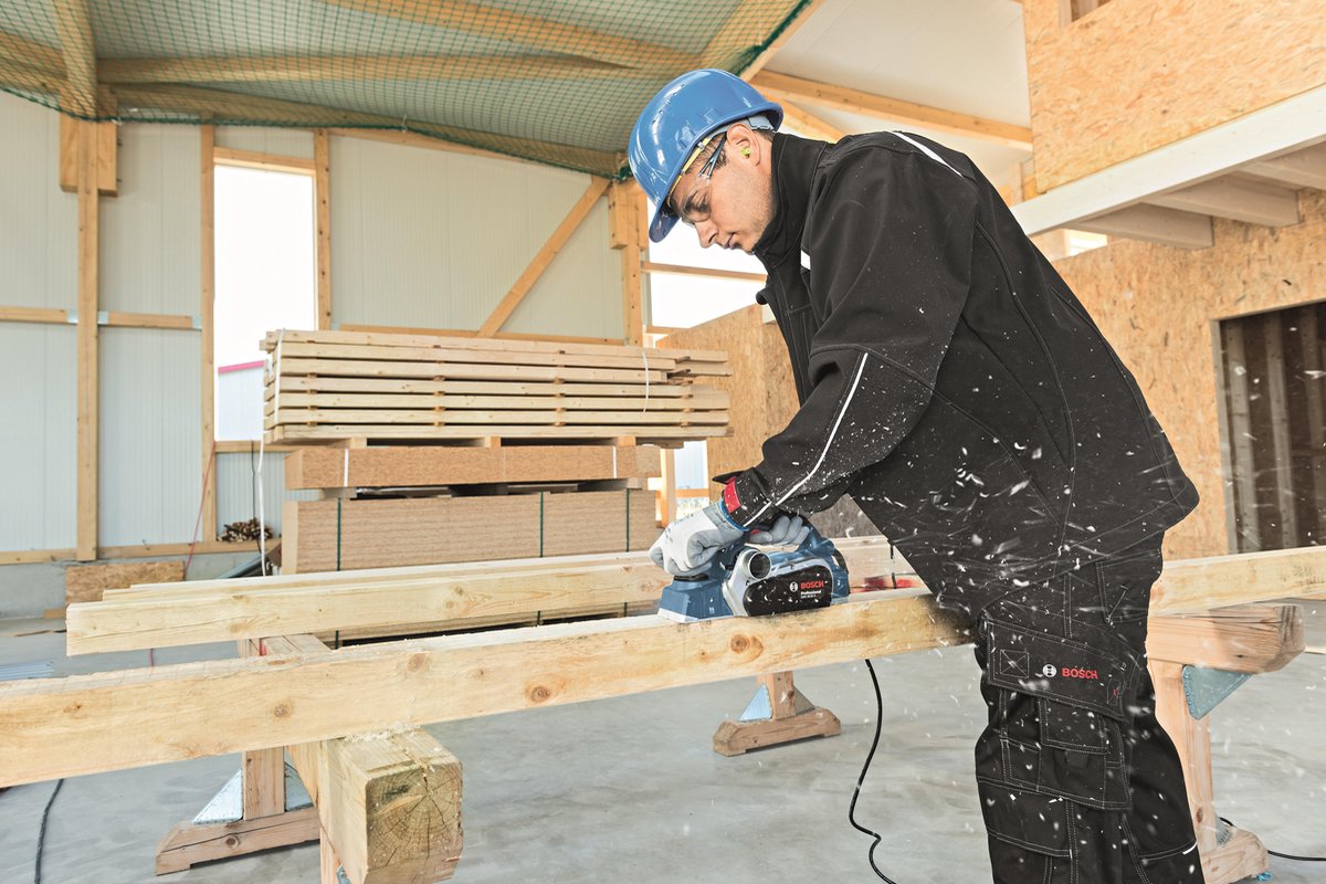 Bosch GHO 26-82 D Schaafmachine | 2.6mm 82mm 710w in Koffer