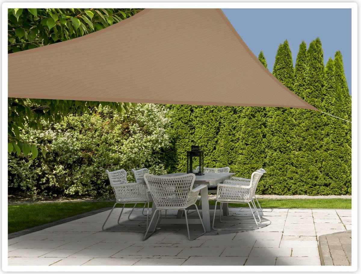 Ambiance Schaduwdoek/zonnescherm Driehoek Zandkleur 3.6 X 3.6 X 3.6 Meter Met Ophanghaken - Schaduwdoeken - Bruin