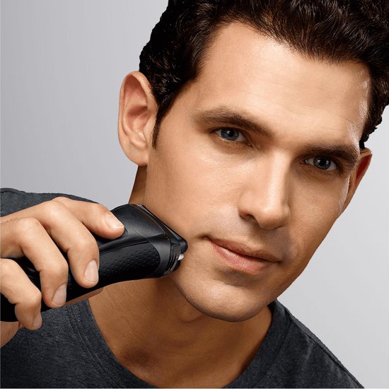 Braun Series 3 3000BT - Zwart
