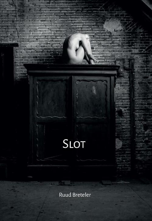 Slot