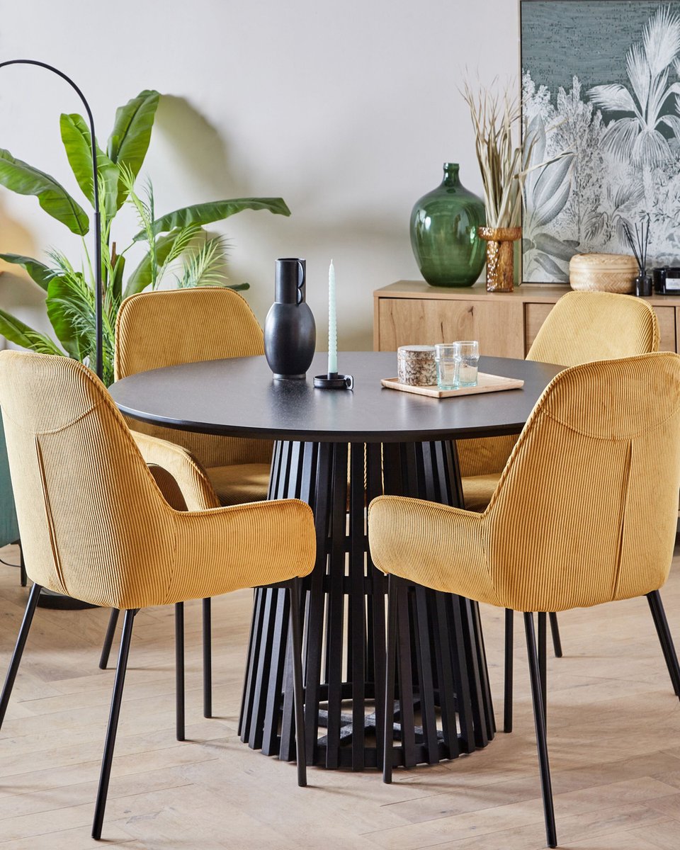 Beliani Mesilla - Eettafel--mdf - Zwart