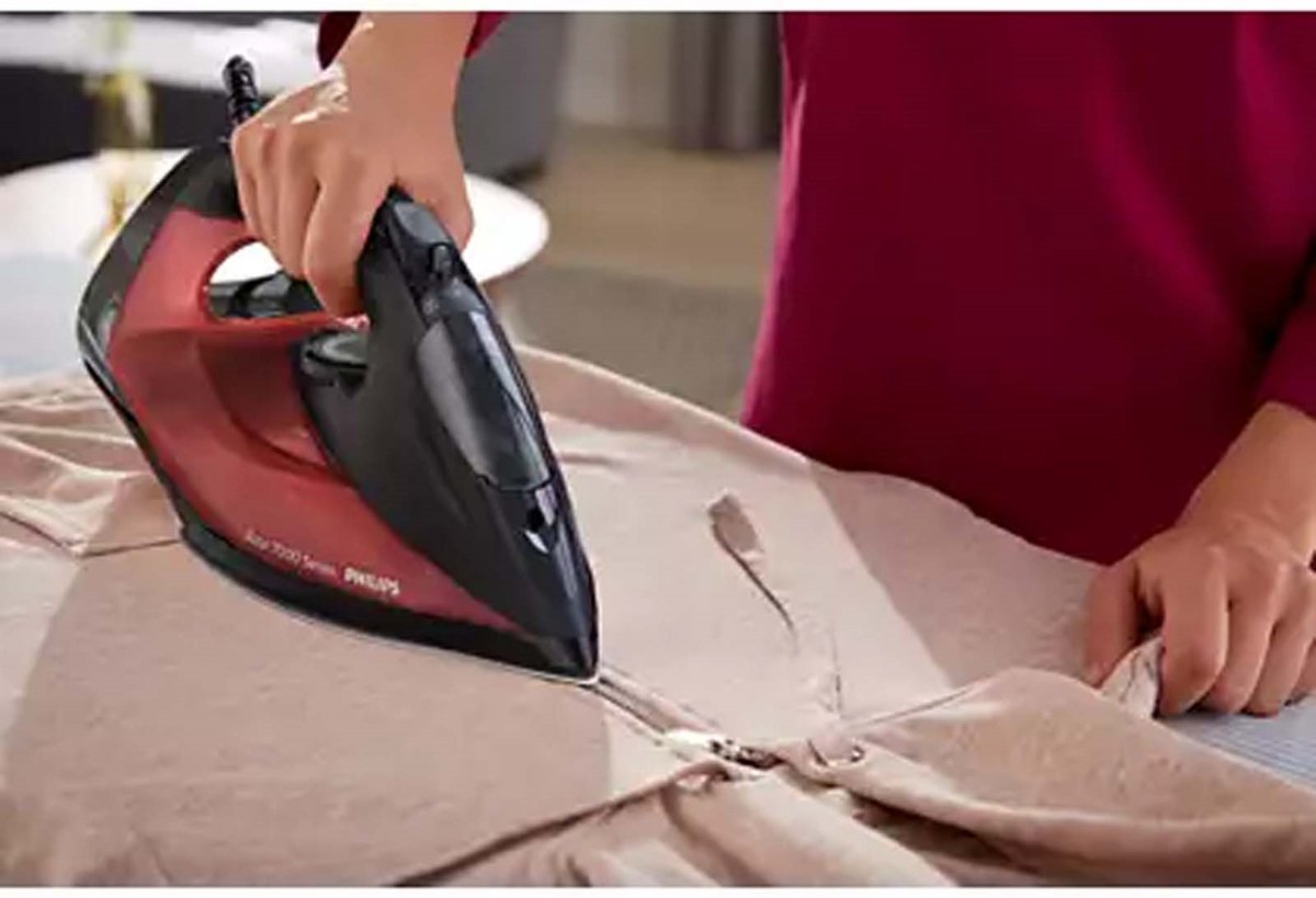 Philips - Plancha De Vapor DST7022/40 Con Sistema Quick Calc Release Negro / Rojo - Rood