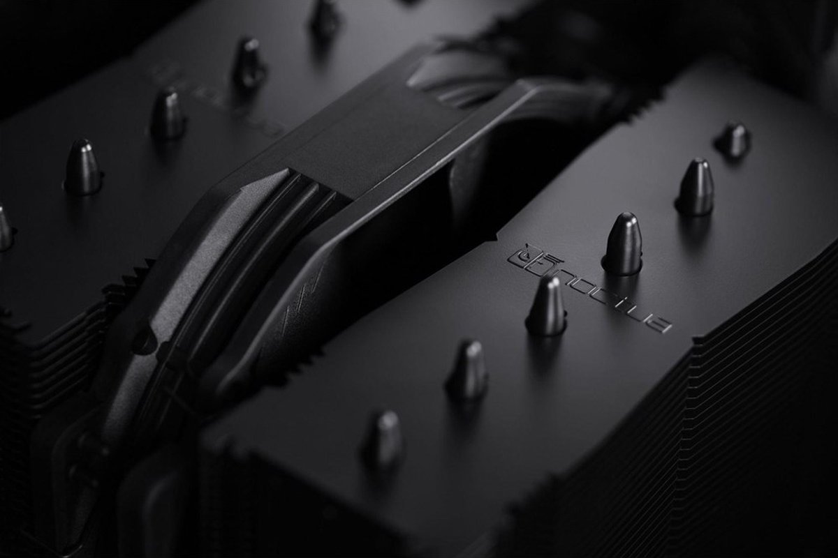 Noctua NH-D15S chromax.black - 140mm